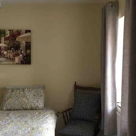 Laurel House *