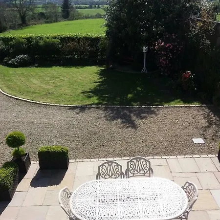 Laurel House * Borris
